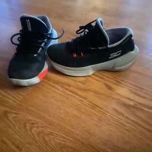 Boys Steph curry shoes